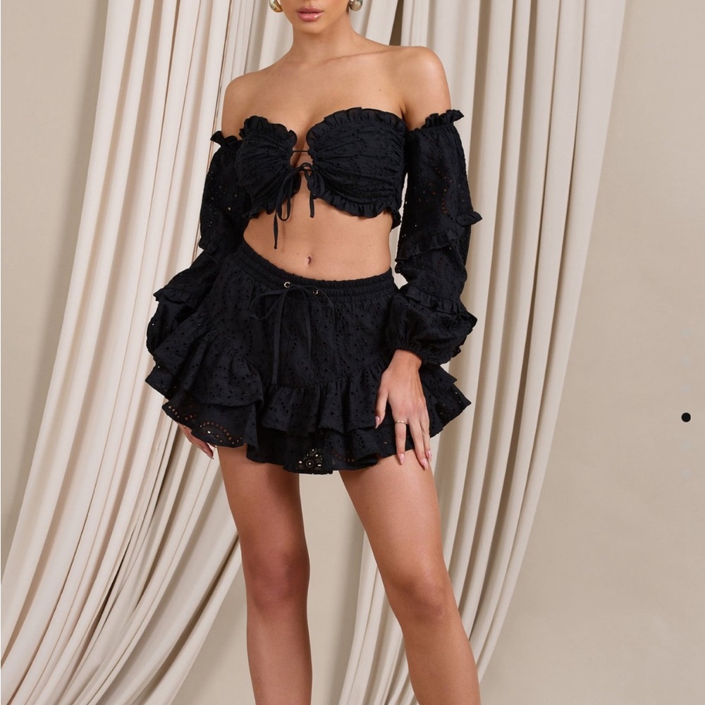 Club L Set - Picture 2 of 2